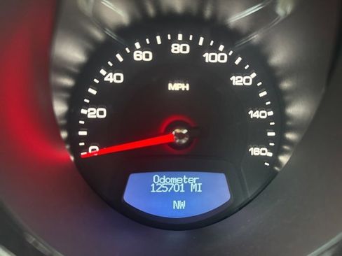 Used 2011 Cadillac CTS Luxury image 23