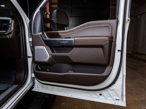 Used 2026 Ford F350 King Ranch w/ Chrome Package image 37