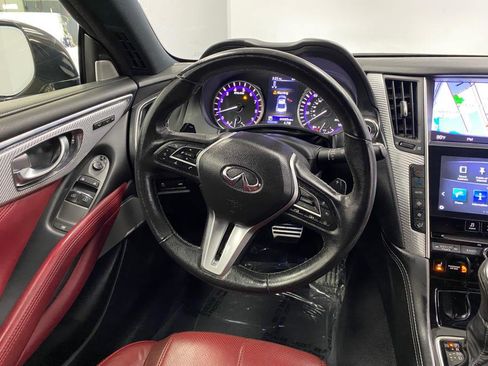 Used 2018 INFINITI Q60 Red Sport 400 image 30