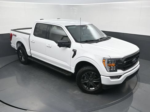 Used 2022 Ford F150 XLT w/ Equipment Group 302A High AWD/4WD image 32