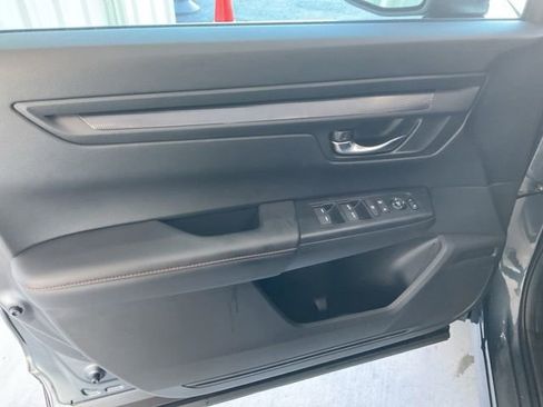 Certified 2025 Honda CR-V Sport image 5