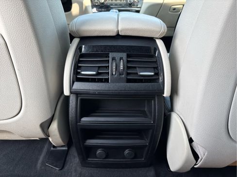 Used 2015 BMW X5 xDrive35i image 12