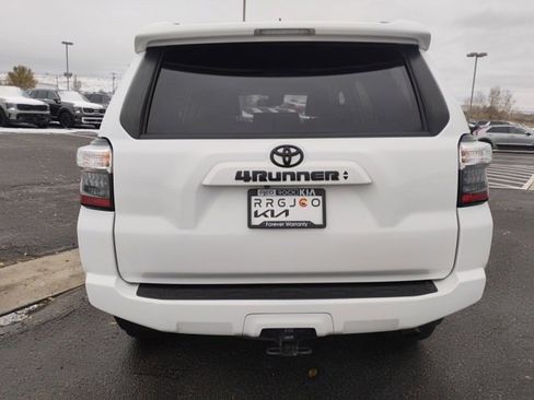 Used 2023 Toyota 4Runner SR5 Premium image 11
