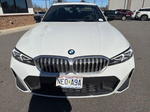 Used 2025 BMW 330i xDrive Sedan w/ M Sport Package image 10