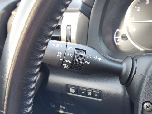 Used 2015 Lexus IS 250 w/ Navigation System Package image 39