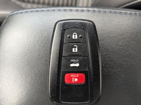 Used 2021 Toyota Corolla XSE FWD image 36