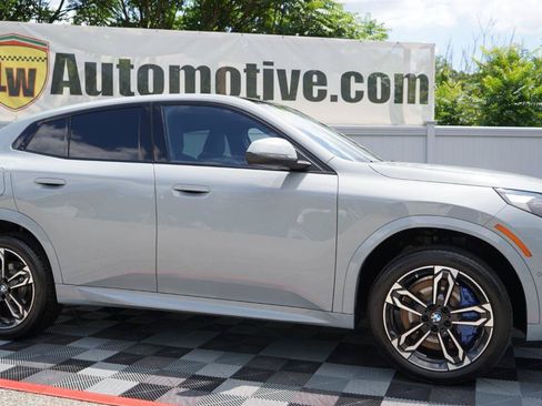 Used 2026 BMW X2 xDrive28i AWD/4WD image 4