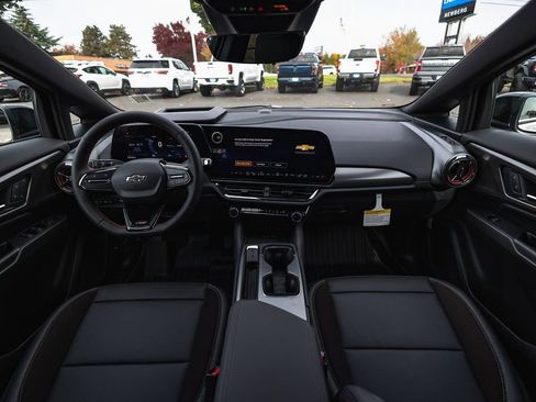 New 2026 Chevrolet Equinox EV RS image 16