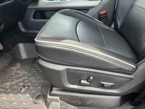 Used 2024 Toyota Tacoma SR AWD/4WD image 24