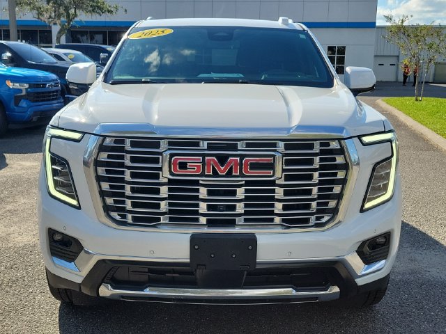 Certified 2025 GMC Yukon Denali AWD/4WD image 8