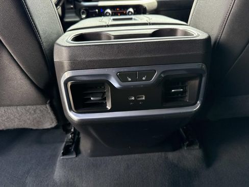 Used 2022 GMC Sierra 1500 SLT w/ SLT Premium Plus Package AWD/4WD image 22