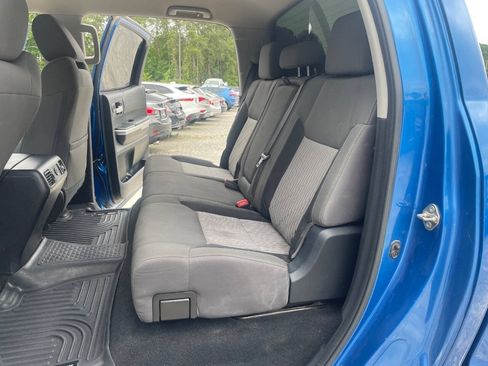 Used 2017 Toyota Tundra SR5 w/ SR5 Upgrade Package AWD/4WD image 21