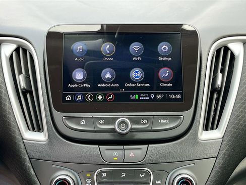 Used 2025 Chevrolet Malibu LT FWD image 22