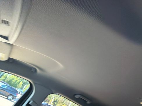 Used 2016 Ford Escape SE FWD image 9