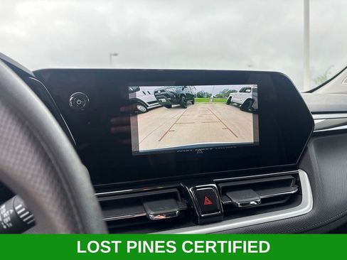 Used 2025 Chevrolet TrailBlazer LT FWD image 21