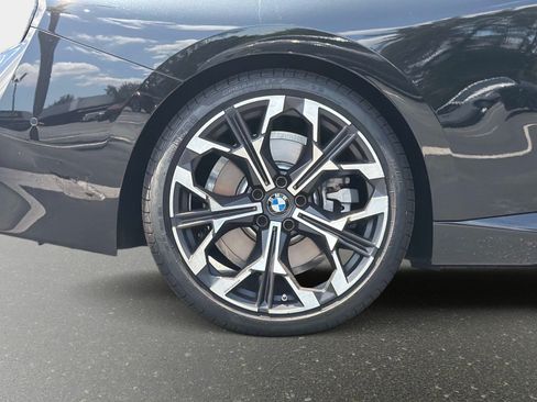 Used 2025 BMW 230i Coupe w/ Premium Package RWD image 18