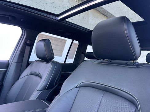 New 2026 Jeep Grand Cherokee Limited image 17