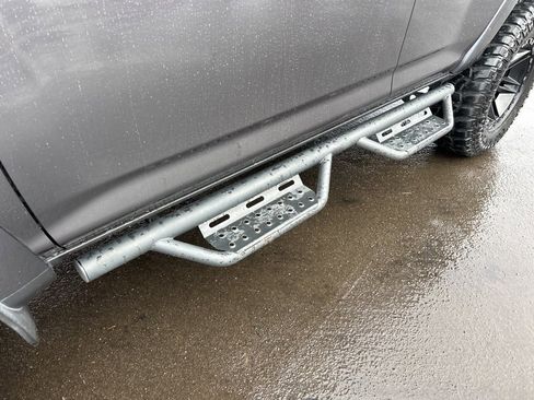 Used 2017 Toyota 4Runner SR5 image 3