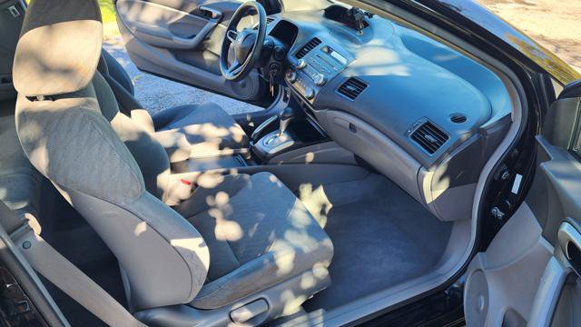 Used 2010 Honda Civic LX image 15