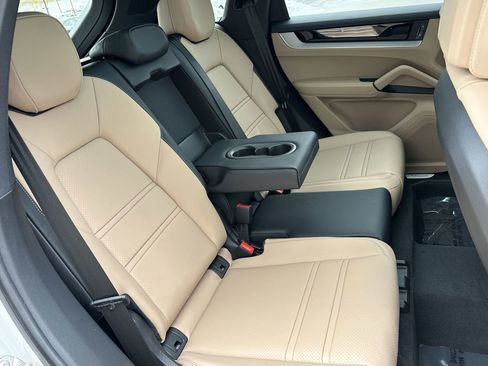 New 2026 Porsche Cayenne E-Hybrid image 20