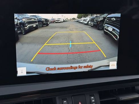 Used 2025 Lexus ES 350 w/ Premium Package FWD image 18