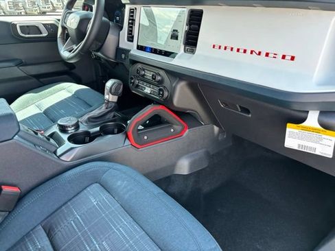 New 2026 Ford Bronco Heritage Edition AWD/4WD image 21