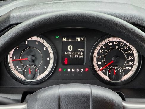 Used 2024 RAM 1500 Classic SLT AWD/4WD image 6
