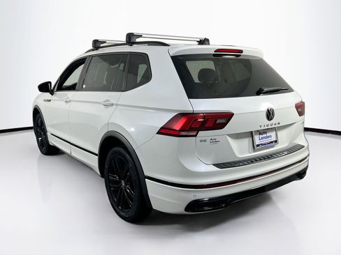 Used 2022 Volkswagen Tiguan SE R-Line image 7