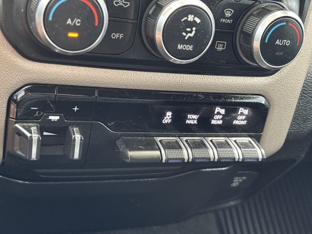 Used 2019 RAM 1500 Laramie AWD/4WD image 36