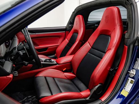 Used 2024 Porsche 911 Targa 4S image 45