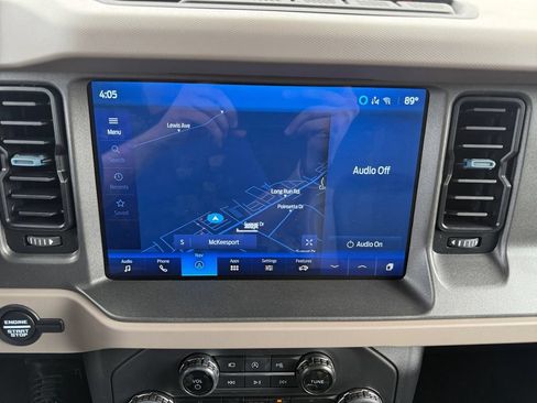 Used 2024 Ford Bronco Wildtrak AWD/4WD image 19