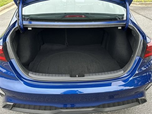 Used 2022 Kia Forte LXS image 19