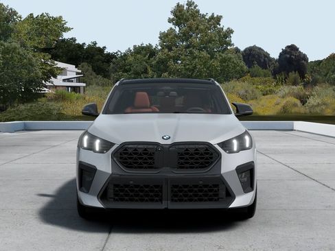 New 2026 BMW X2 xDrive28i w/ Technology Package AWD/4WD image 3