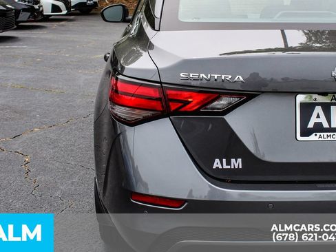 Used 2025 Nissan Sentra S FWD image 13