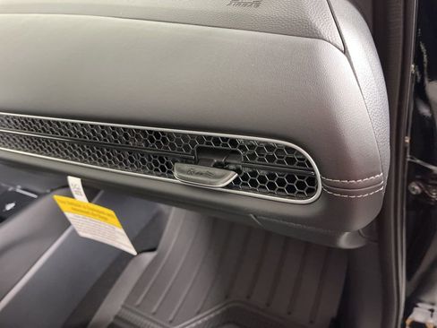 New 2026 Honda HR-V EX-L image 18