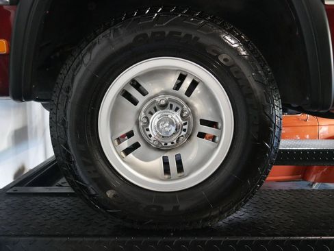 Used 1992 Dodge D/W Truck 150 RWD image 89