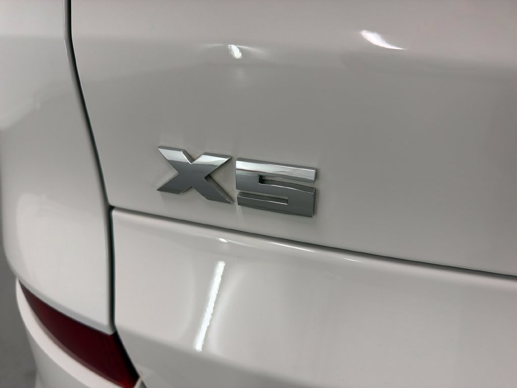 Used 2024 BMW X5 M60i w/ Climate Comfort Package AWD/4WD image 8
