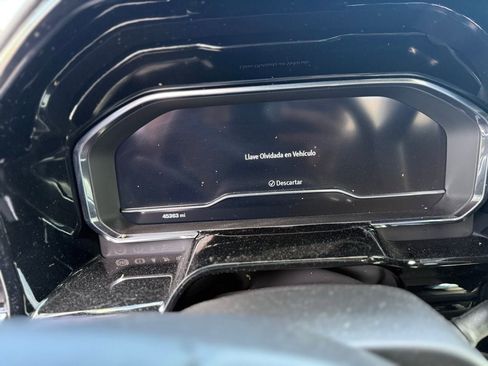 Used 2024 Chevrolet Silverado 1500 LT image 11