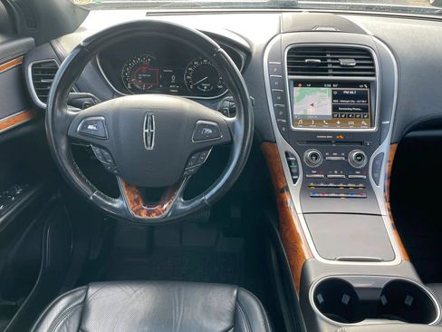 Used 2017 Lincoln MKX Reserve w/ Lincoln MKX Climate Package AWD/4WD image 24