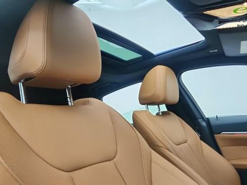 Used 2025 BMW i4 eDrive40 w/ M Sport Package RWD image 23
