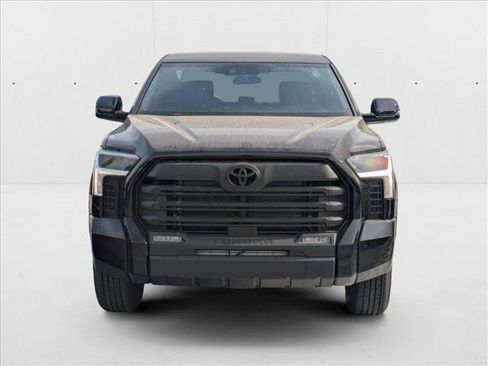 New 2025 Toyota Tundra SR5 image 6