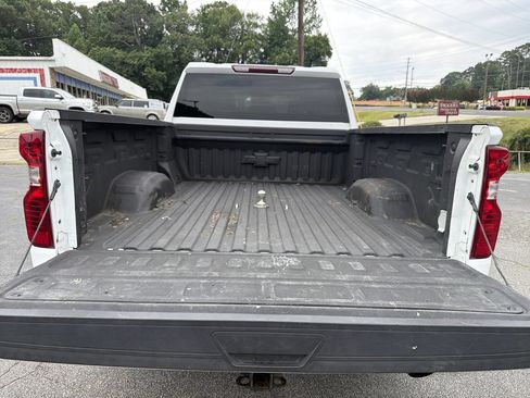 Used 2022 Chevrolet Silverado 2500 LT AWD/4WD image 18