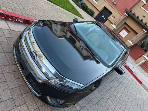 Used 2010 Ford Fusion SE FWD image 25