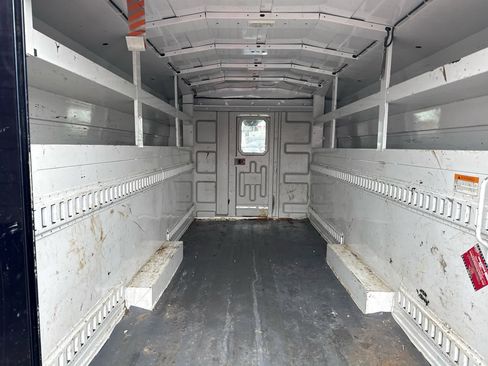 Used 2022 Ford Transit 350 DRW image 21