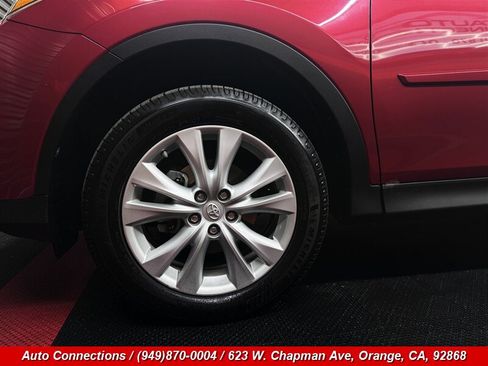 Used 2013 Toyota RAV4 Limited FWD image 33