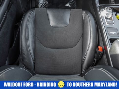 Used 2019 Ford Edge ST w/ Convenience Package image 34