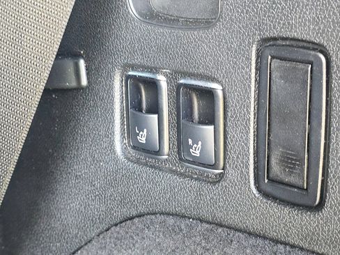 Used 2017 Mercedes-Benz GLS 450 4MATIC image 15