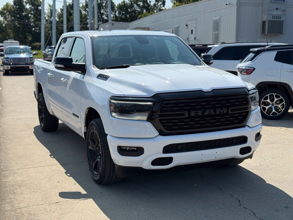Used 2022 RAM 1500 Big Horn AWD/4WD image 4