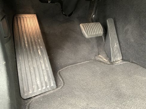 Used 2025 Volvo XC60 B5 Plus image 17