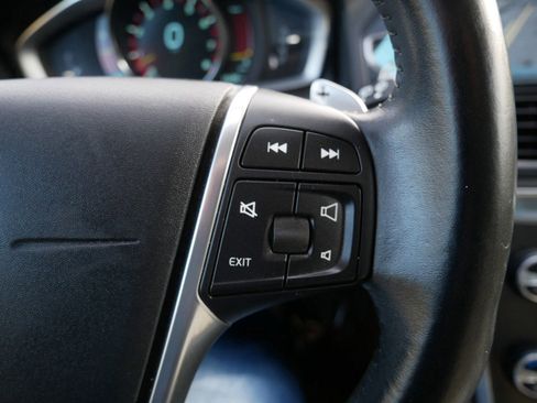 Used 2015 Volvo XC60 T6 Premier Plus image 24